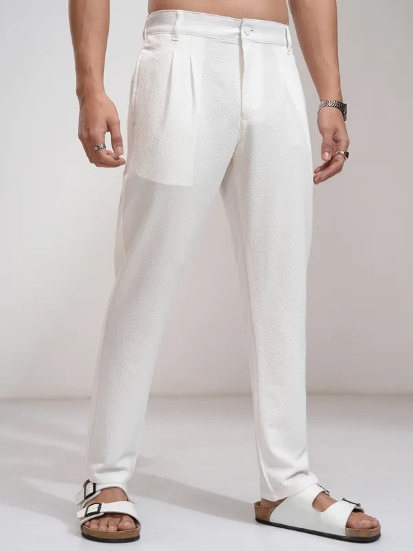 Highlander Men White Regular Fit Solid Casual Trouser