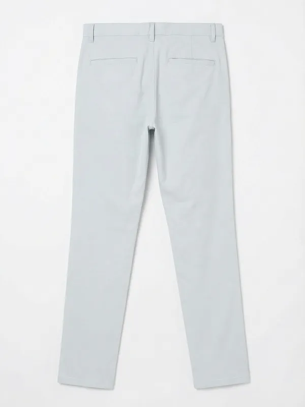 Highlander Men Blue Slim Fit Solid Chinos