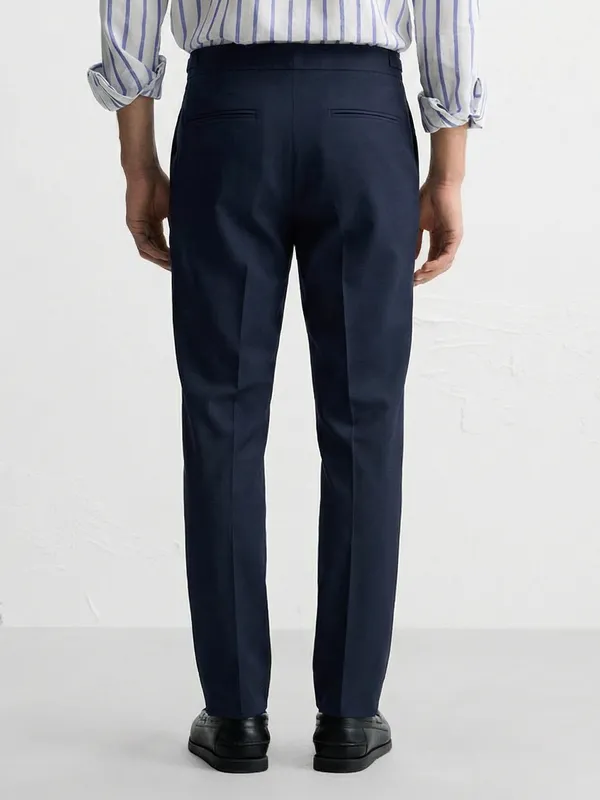 Highlander Men Navy Blue Regular Fit Solid Chinos