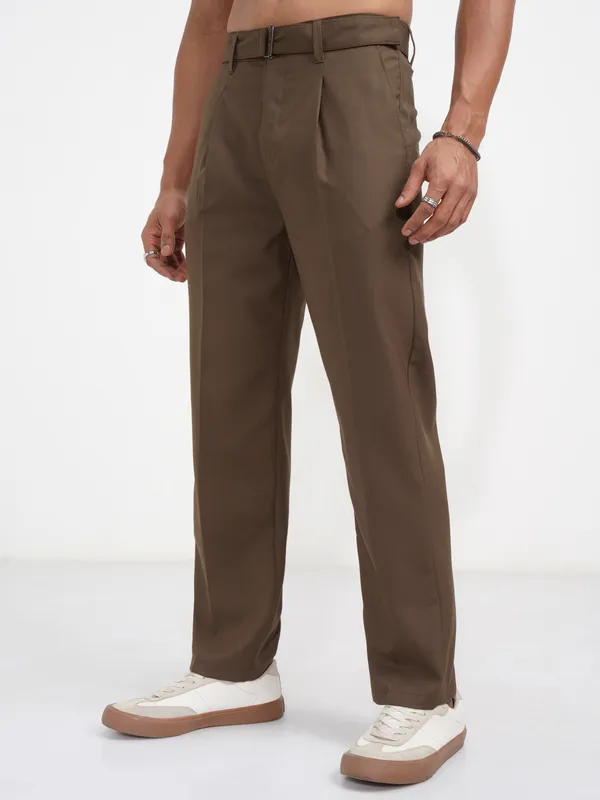 Highlander Men Brown Regular Fit Solid Korean Pant
