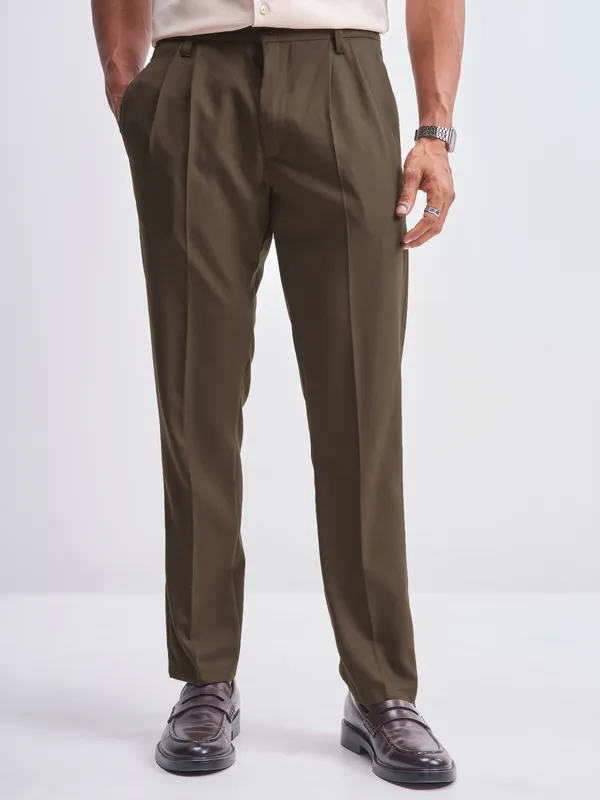 Highlander Men Brown Relaxed Fit Solid Formal Trouser