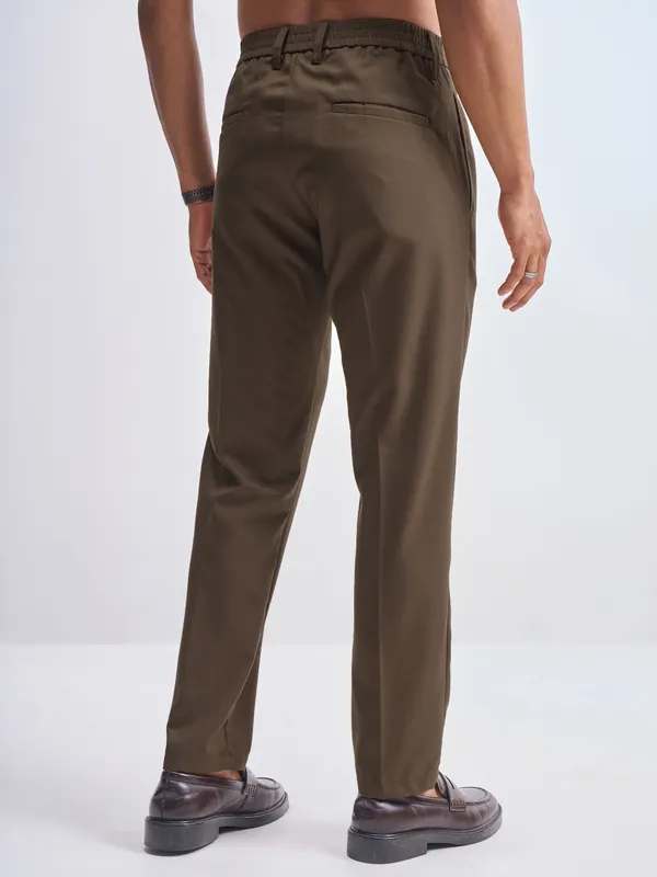 Highlander Men Brown Relaxed Fit Solid Formal Trouser