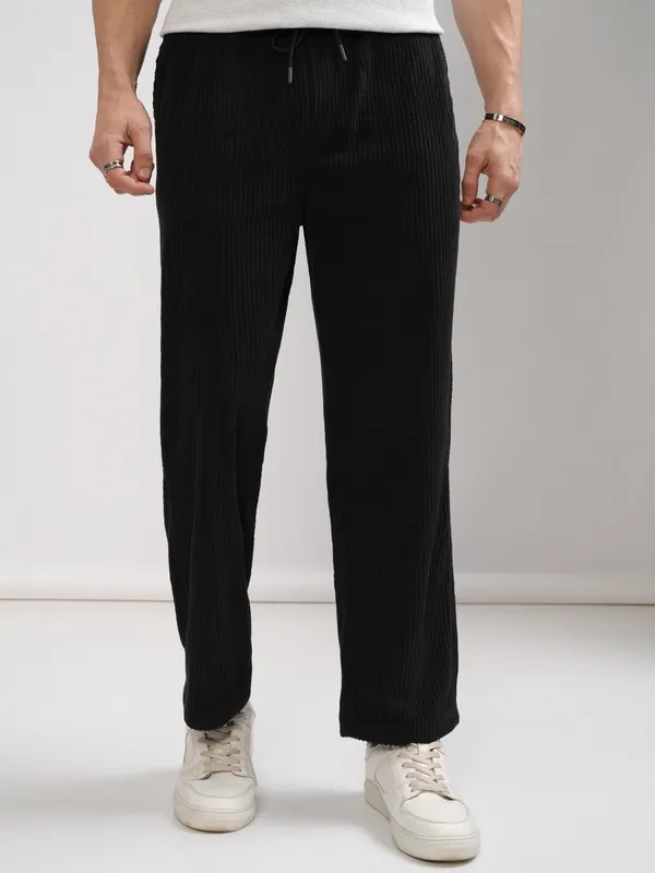 Men Loose Fit Casual Trouser