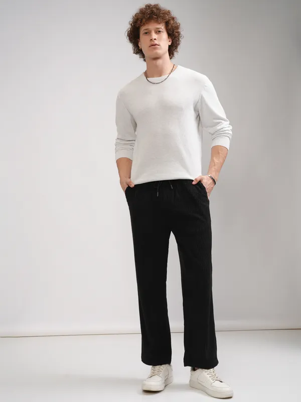 Men Loose Fit Casual Trouser