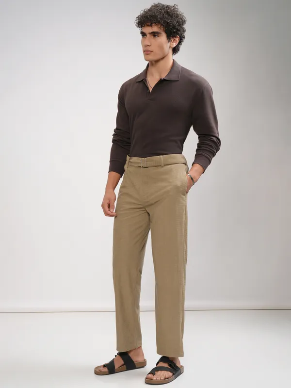Highlander Men Beige Relaxed Fit Self Design Casual Trouser