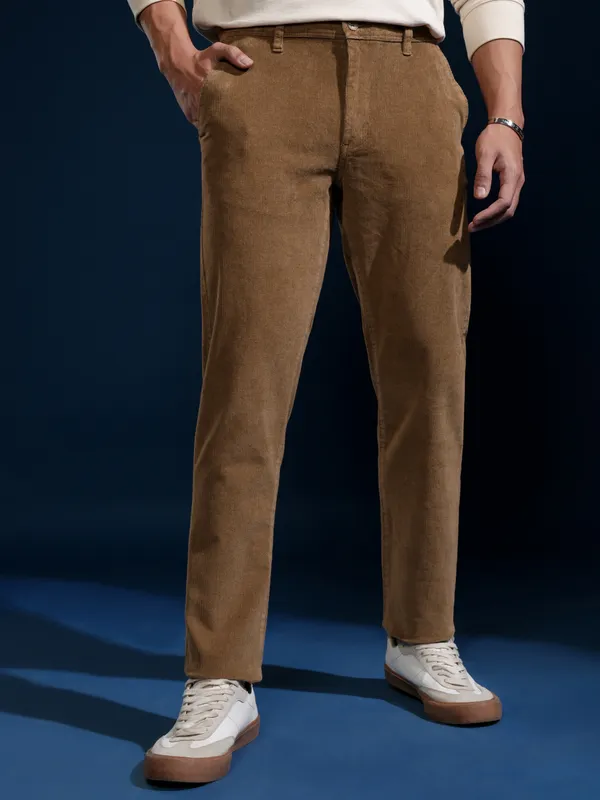 Highlander Men Brown Slim Fit Solid Casual Trouser