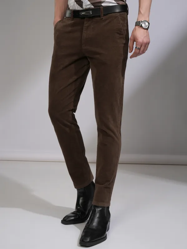 Highlander Men Brown Slim Fit Solid Casual Trouser