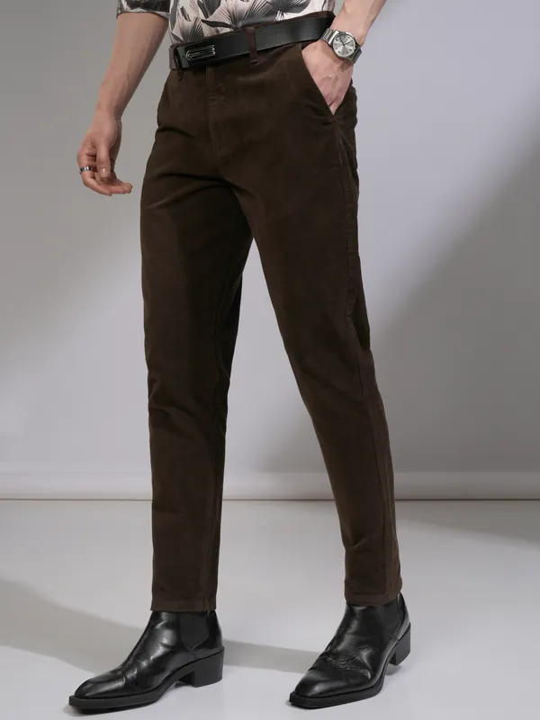 Highlander Men Coffee Brown Slim Fit Solid Casual Trouser