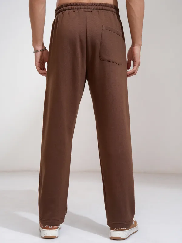 Highlander Men Brown Straight Fit Solid Casual Trouser