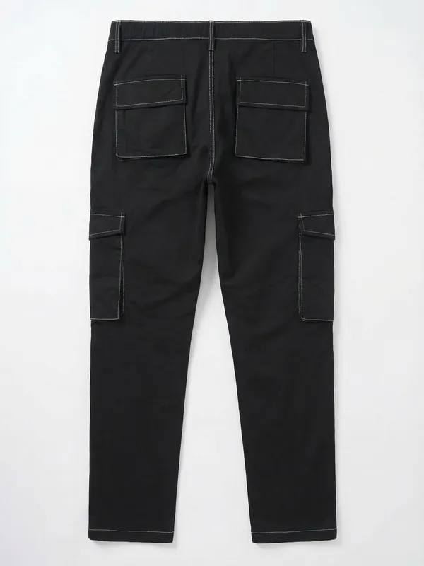 Highlander Men Black Straight Fit Solid Cargo