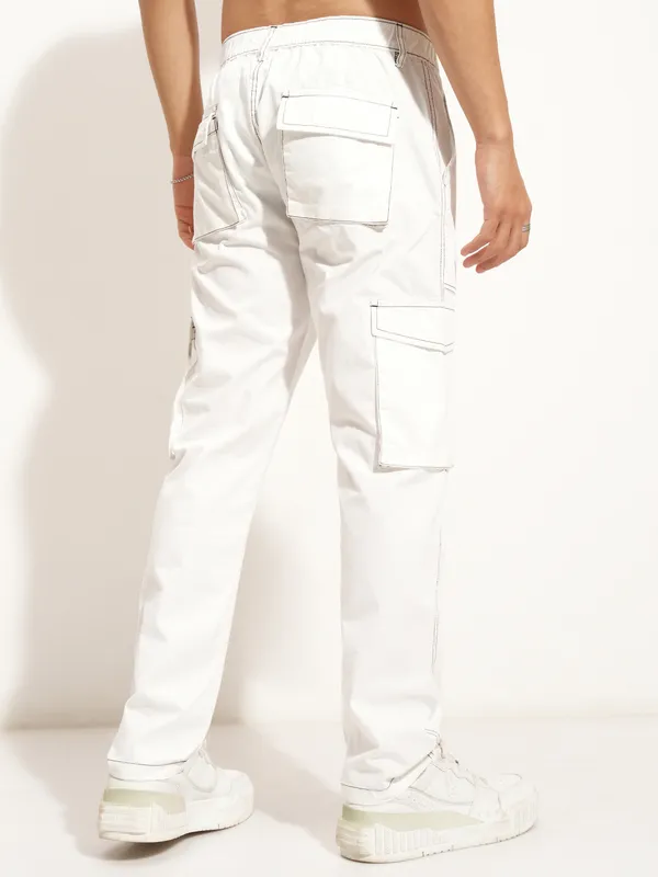 Highlander Men White Straight Fit Solid Cargo
