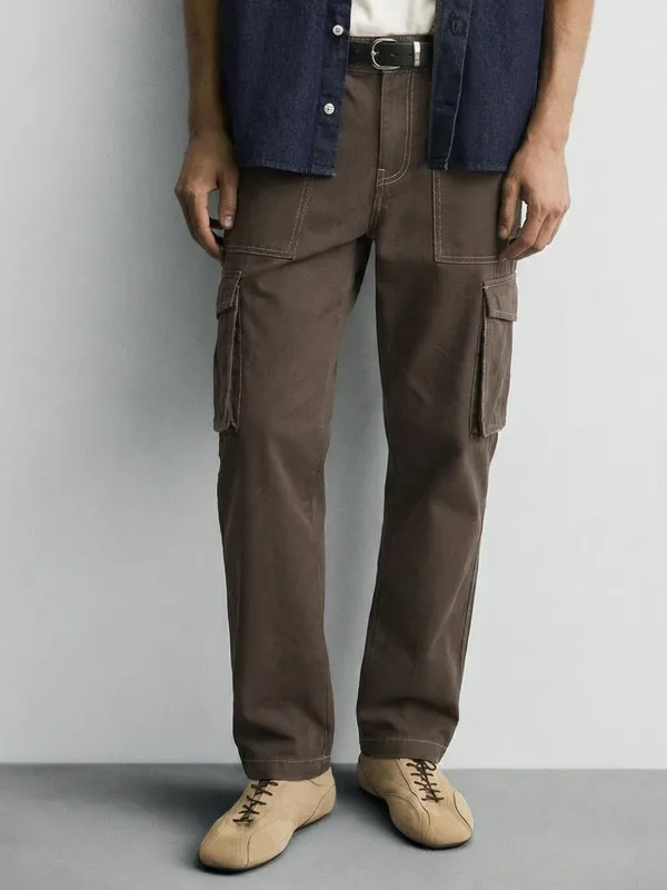 Highlander Men Brown Straight Fit Solid Cargo