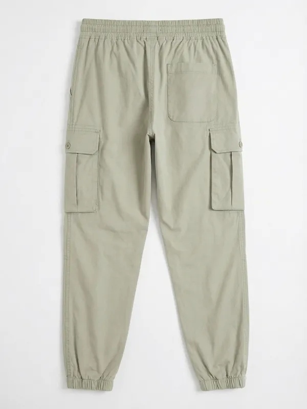 Highlander Men Grey Straight Fit Solid Joggers