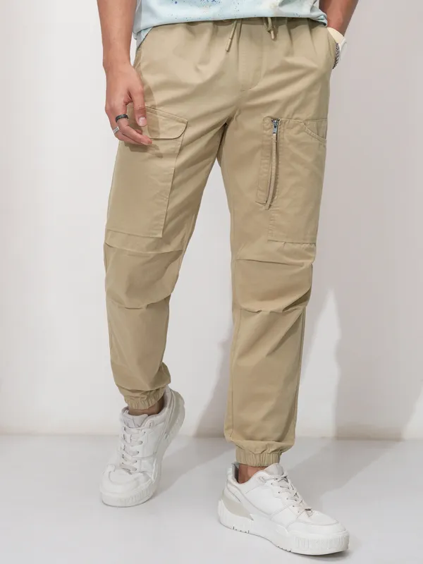 Highlander Men Brown Solid Straight Fit Joggers