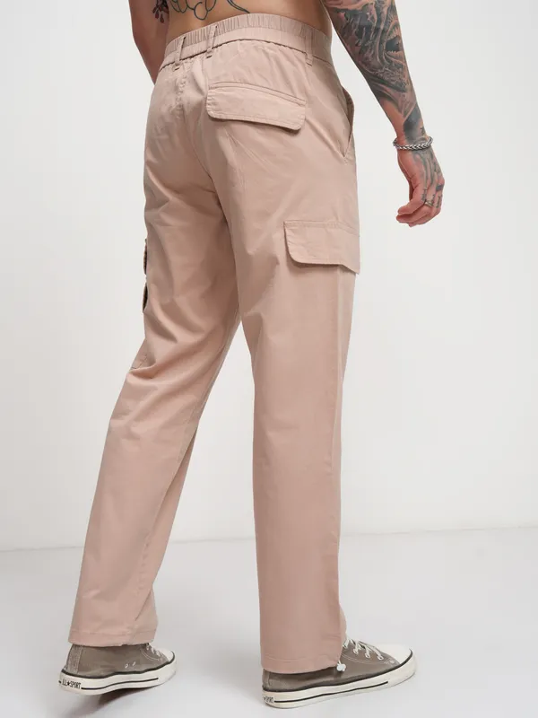 Highlander Men Rose Straight Fit Solid Cargos