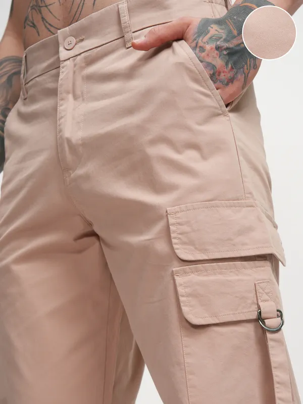 Highlander Men Rose Straight Fit Solid Cargos