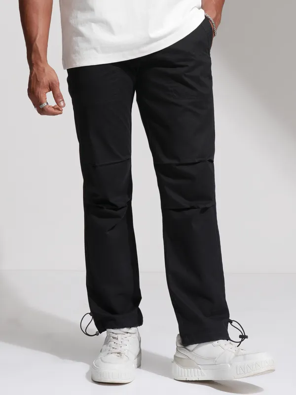 Highlander Men Black Straight Fit Wide Leg Casual Trouser