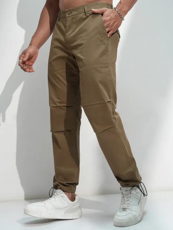 Highlander Men Brown Solid Straight Fit Wide Leg
