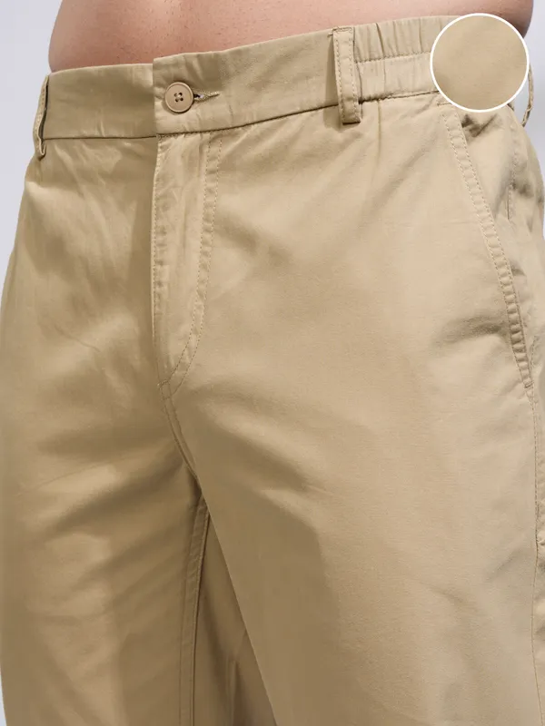 Highlander Men Beige Slim Fit Solid Joggers