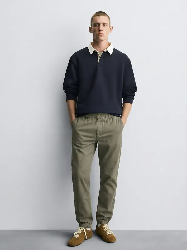 Highlander Men Green Slim Fit Solid Joggers