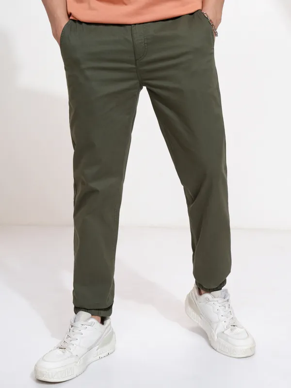 Highlander Men Grey Slim Fit Solid Joggers