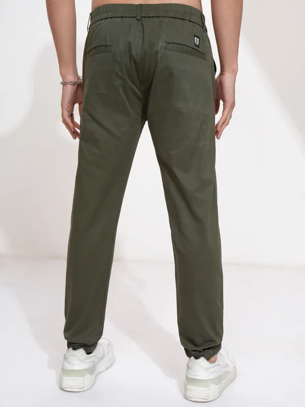 Highlander Men Grey Slim Fit Solid Joggers