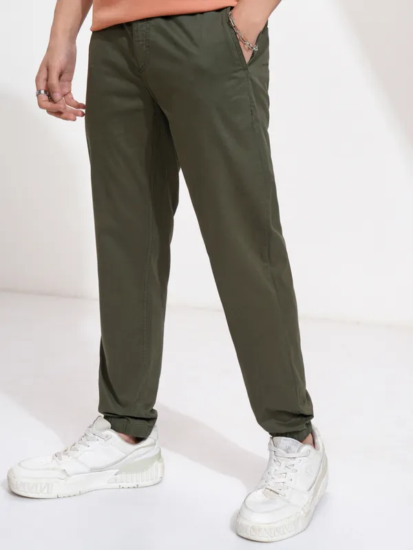 Highlander Men Grey Slim Fit Solid Joggers