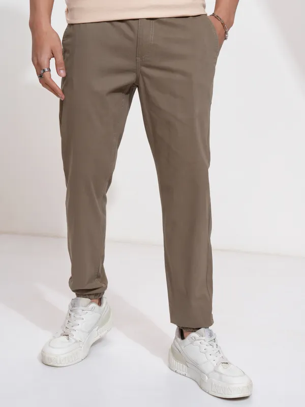 Highlander Men Brown Slim Fit Solid Joggers