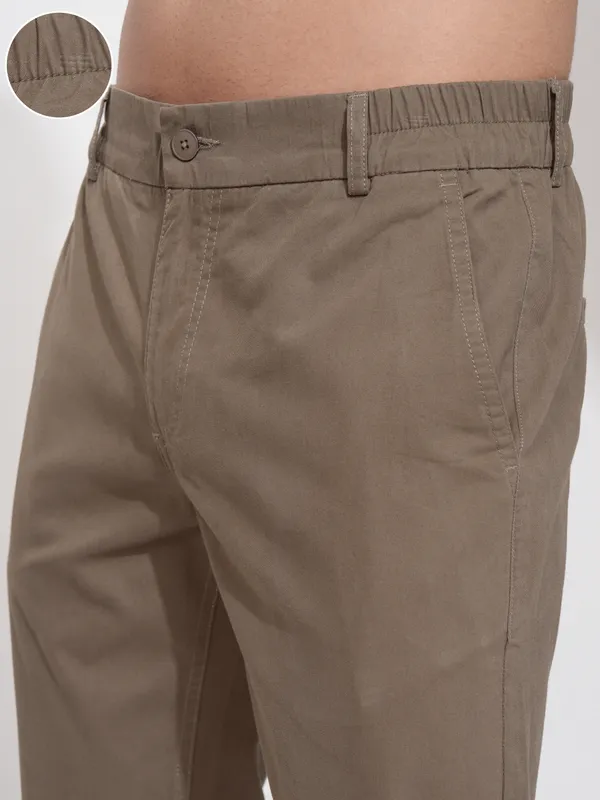 Highlander Men Brown Slim Fit Solid Joggers