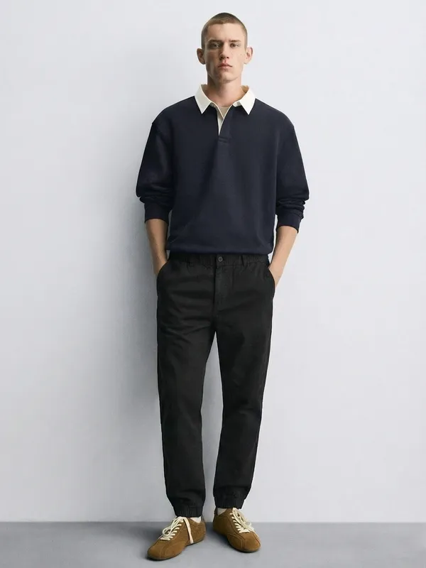 Highlander Men Black Slim Fit Solid Joggers