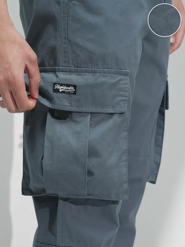 Highlander Men Blue Solid Relaxed Fit Cargos