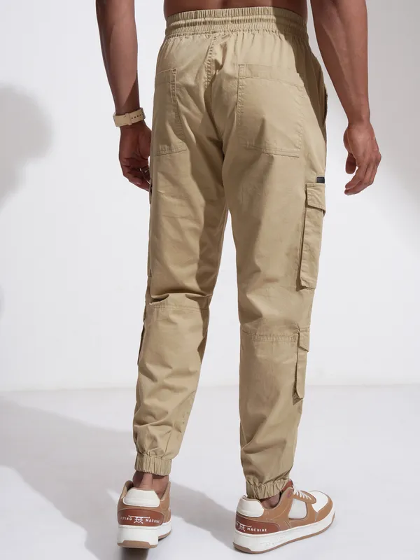 Highlander Men Brown Relaxed Fit Solid Cargos
