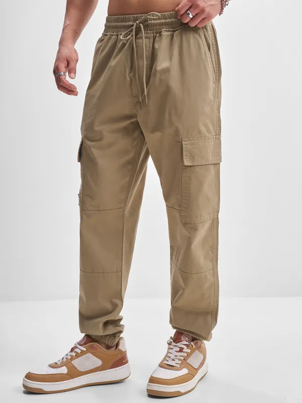 Highlander Men Brown Relaxed Fit Printed Cargo