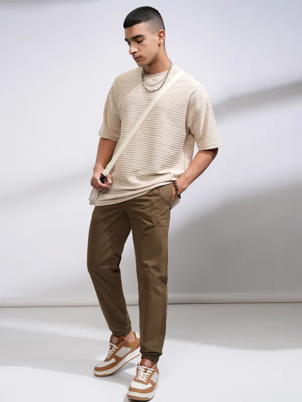 Highlander Men Brown Relaxed Fit Solid Joggers