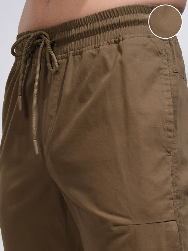 Highlander Men Brown Relaxed Fit Solid Joggers