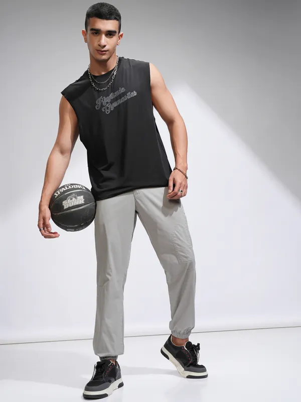 Highlander Men Grey Relaxed Fit Solid Joggers