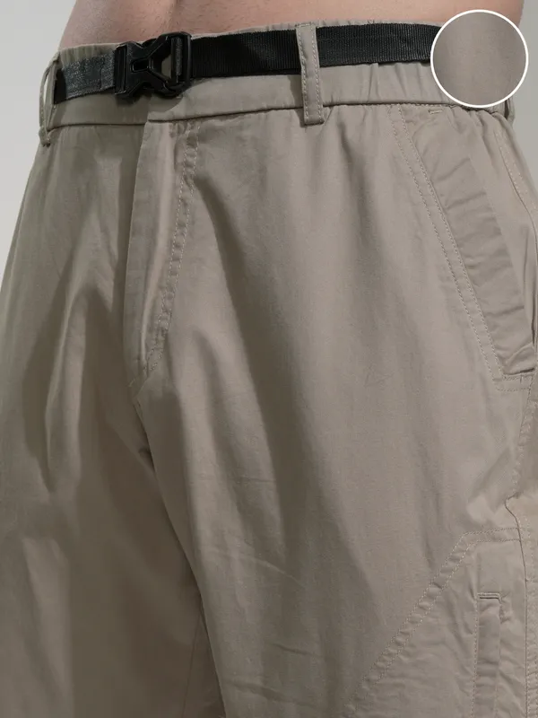 Highlander Men Grey Regular Fit Solid Cargos