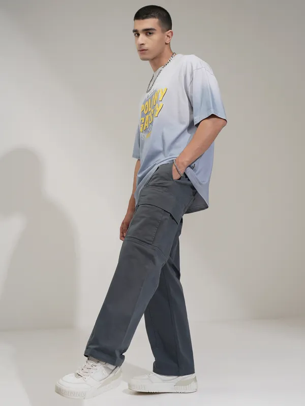 Highlander Men Grey Straight Fit Solid Cargos