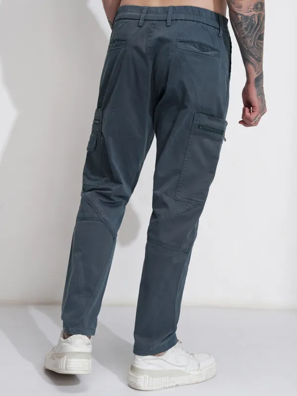 Highlander Men Blue Straight Fit Solid Cargos