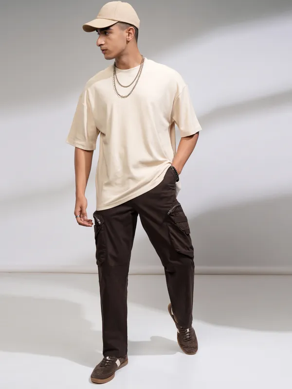 Highlander Men Brown Straight Fit Solid Casual Trouser