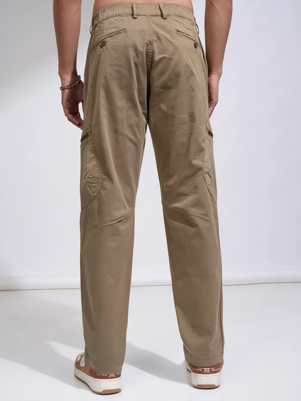 Highlander Men Brown Relaxed Fit Solid Cargos