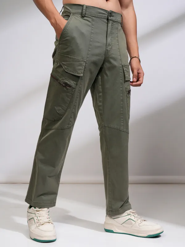 Highlander Men Grey Relaxed Fit Solid Casual Trouser