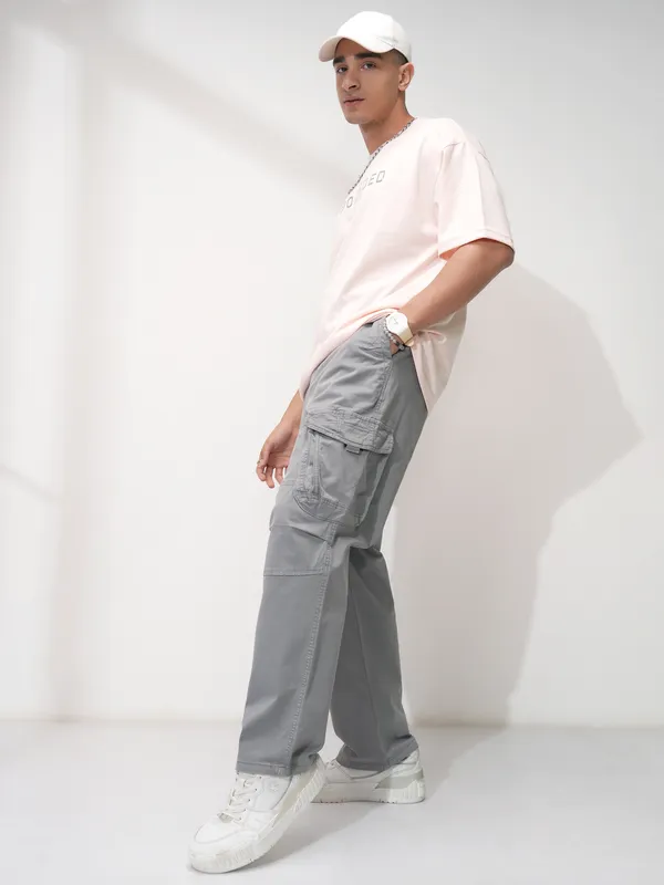 Highlander Men Grey Solid Loose Fit Cargos