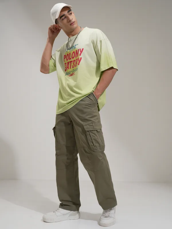 Highlander Men Olive Loose Fit Solid Cargos