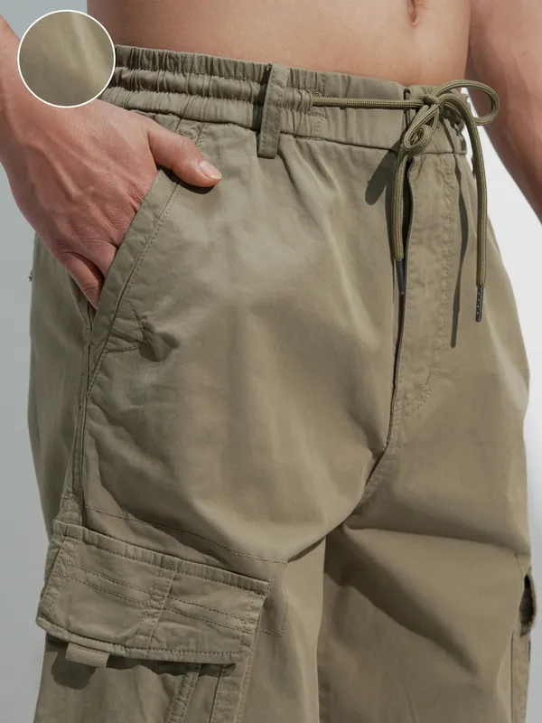 Highlander Men Green Solid Loose Fit Cargos