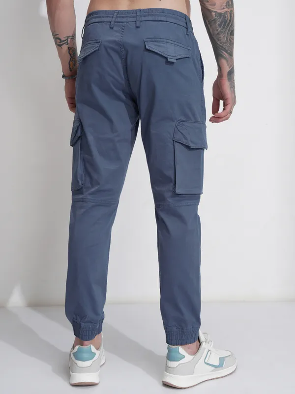 Highlander Men Blue Relaxed Fit Solid Cargos