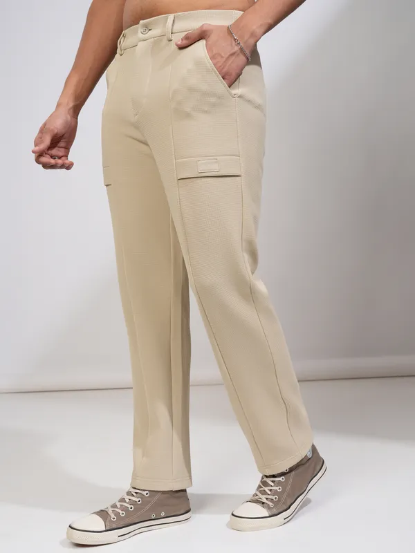 Highlander Men Beige Relaxed Fit Solid Cargos