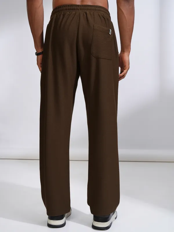 Highlander Men Brown Straight Fit Solid Casual Trouser