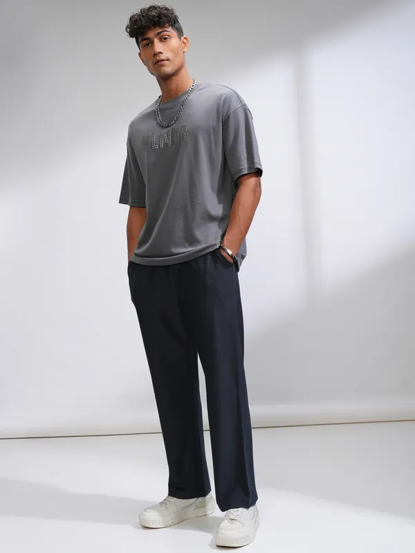 Highlander Men Navy Blue Straight Fit Solid Casual Trouser