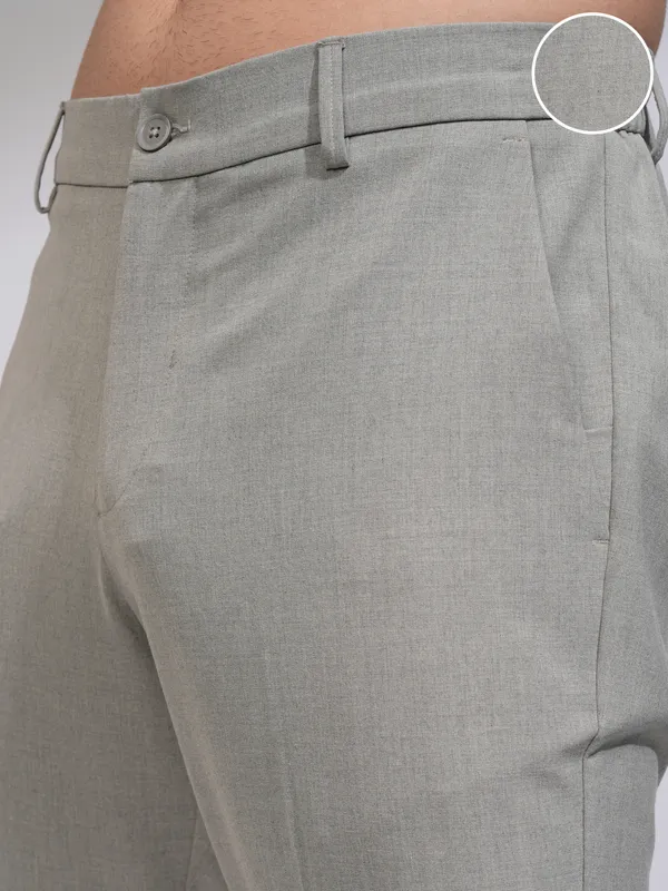 Highlander Men Grey Solid Relaxed Fit Casual Trouser